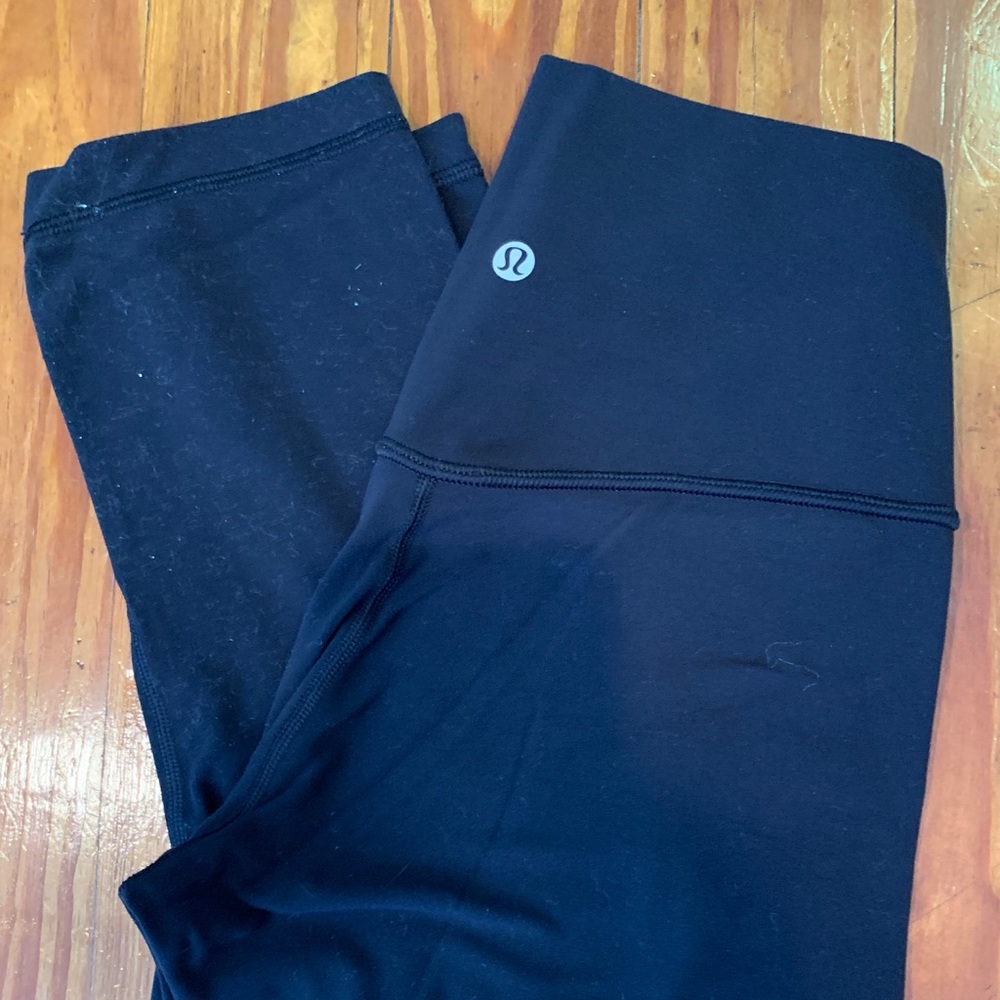 SOLD! Lululemons- black, size 6, calf length